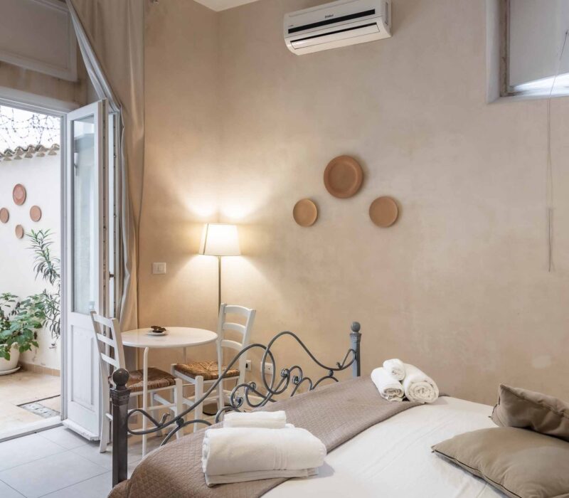 Camera King Superior Arianna - Dedalo Rooms Bed & Breakfast a Noto 6 Dedalo Rooms - Camera Arianna - Touristica_Val_di_Noto_Rooms__7